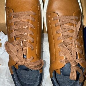 Izod Ira Leather Oxfords Shoes for Men. Size 9. New!